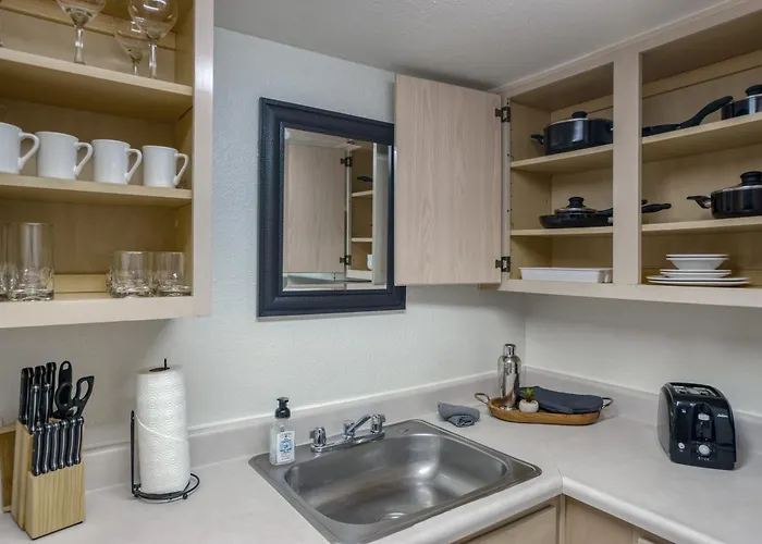 Appartement 124 Fully Furnished 1br Suite-prime Location